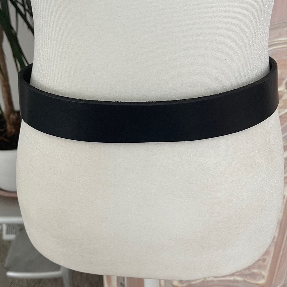 Limited Leather Belt - Picture 3 of 8